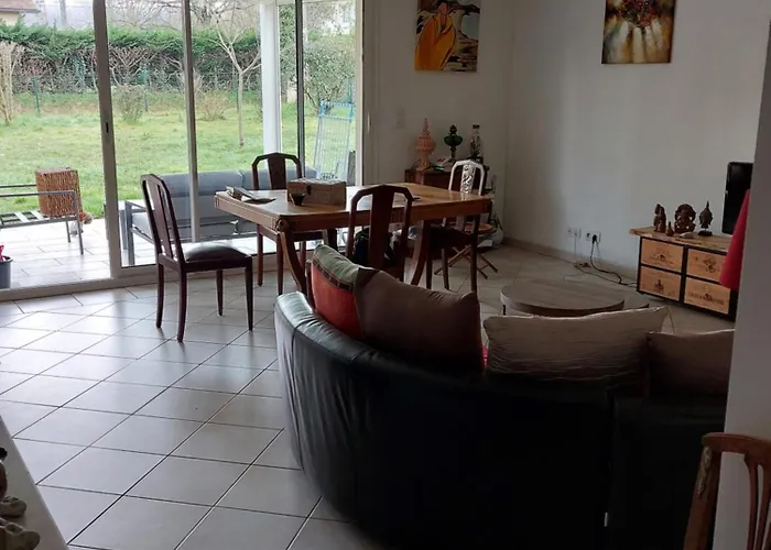 Casa vacanze Maison En Campagne Lahourcade